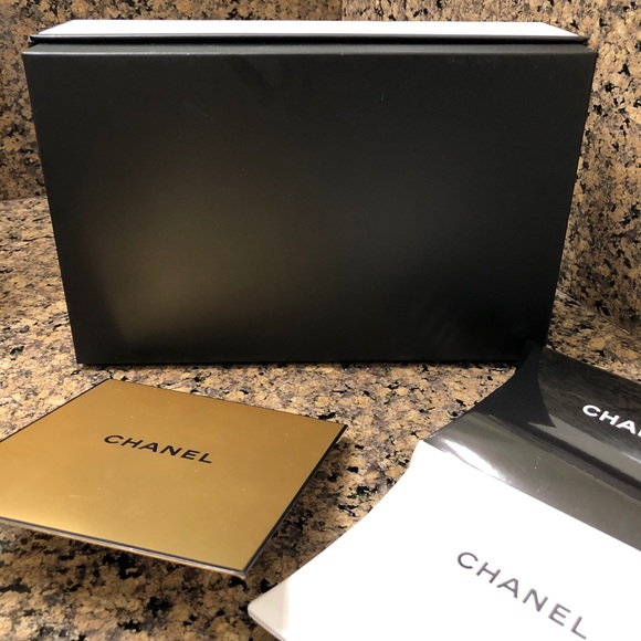 CHANEL Medium Gift Box + 2 Boxes + CC Envelope - Picture 3 of 16
